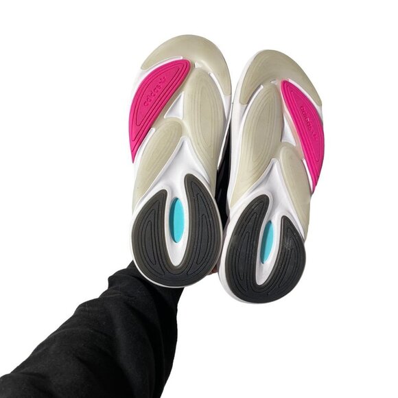 Adidas OZELIA W CORE BLACK, CLEAR PINK & WHITE - Picture 9 of 11